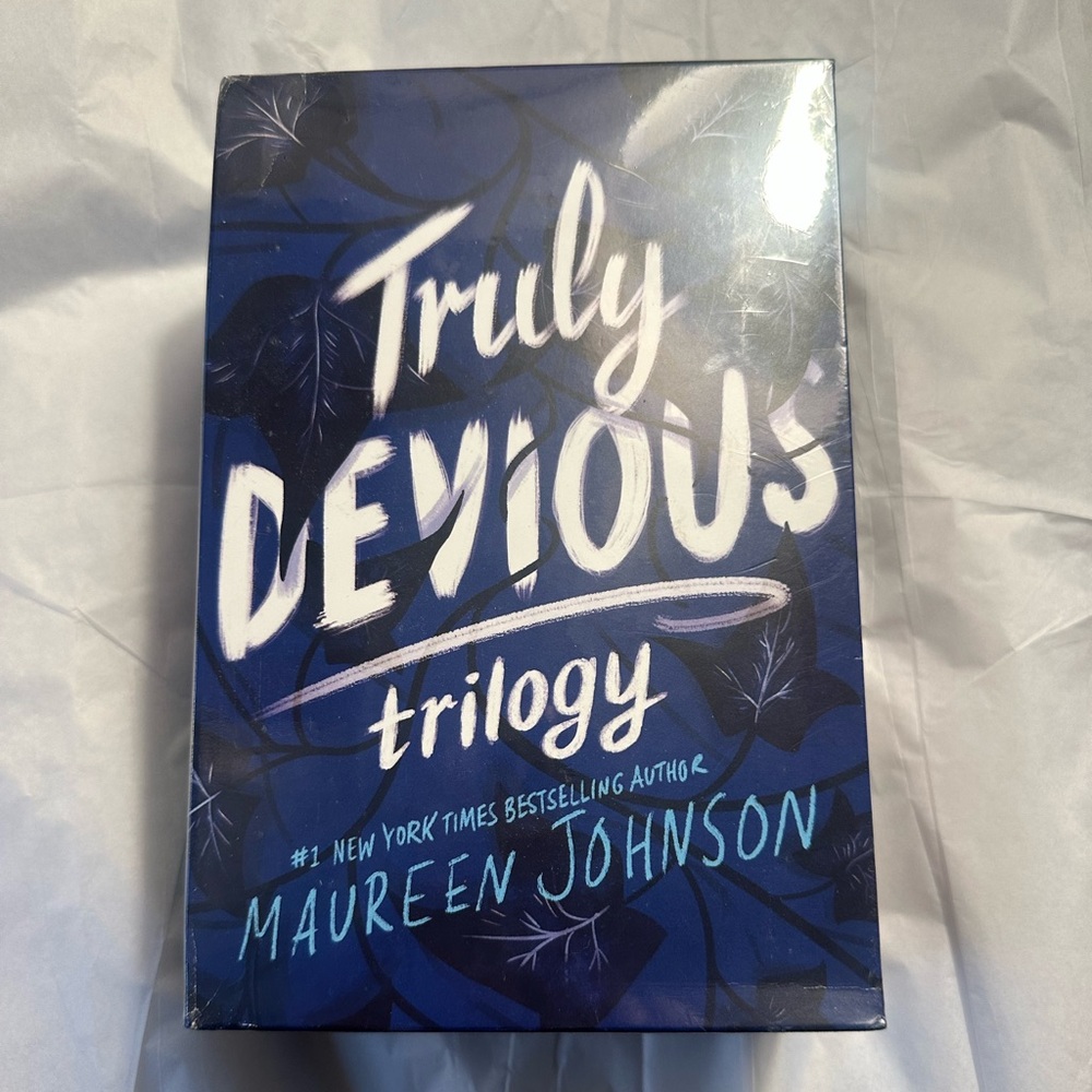 Truly Devious‎ Trilogy Book Set in Case